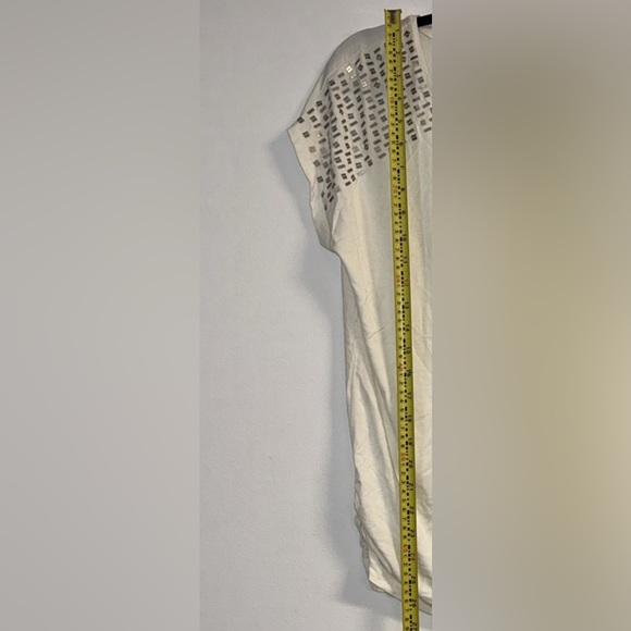 NWOT Melanie Lyne ivory t-shirt with metal detail - Picture 10 of 10